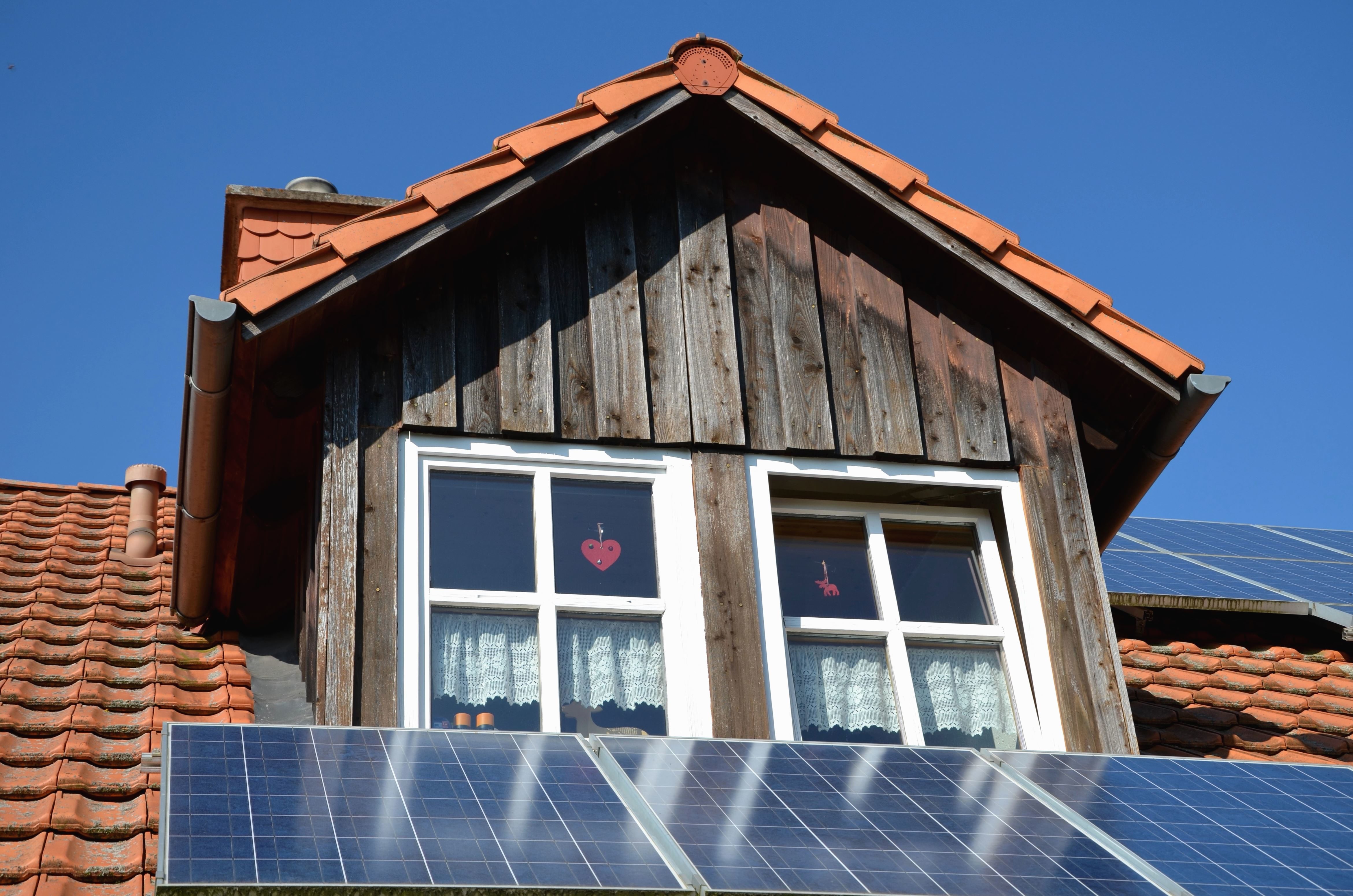 Maison équipée de panneaux solaires